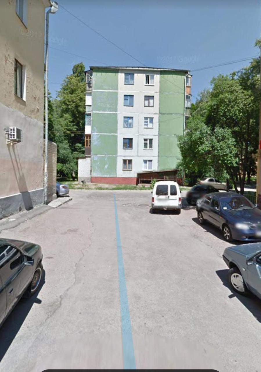 Apartment Near City Center On Peremohy Avenue 46 Cherníhiv Exterior foto