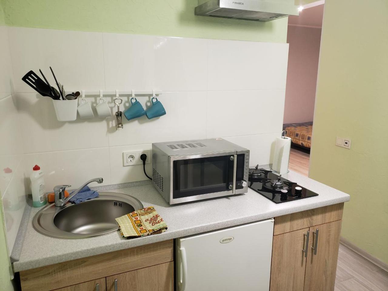 Apartment Near City Center On Peremohy Avenue 46 Cherníhiv Exterior foto