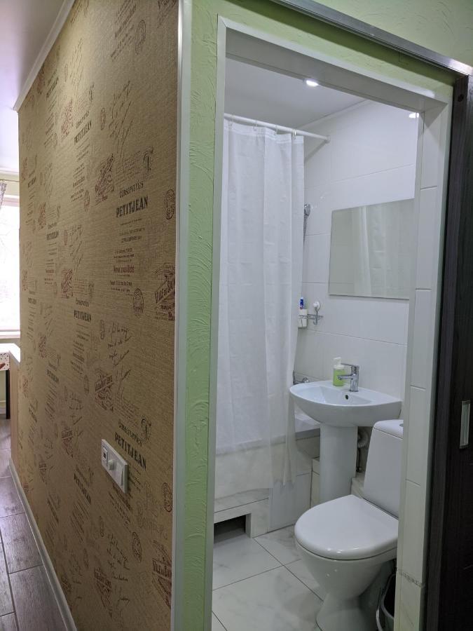 Apartment Near City Center On Peremohy Avenue 46 Cherníhiv Exterior foto